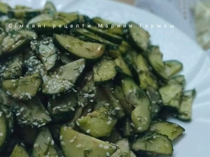 Як швидко приготувати смачний салат з огірків в азійському стилі - рецепт від запорізької господині