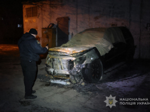 Злочин за вказівкою рф - у Запоріжжі підпалили авто військового (фото)