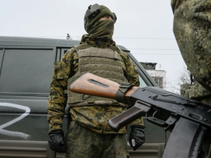 У Запорізькій області російські командири саджають підлеглих у клітки - відео