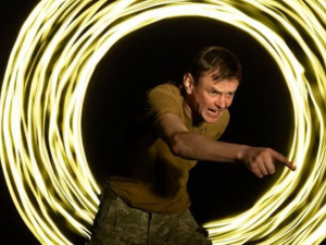 "Боятися немає сенсу" - у Запоріжжі покажуть відверту стендап-виставу про реалії фронтового життя