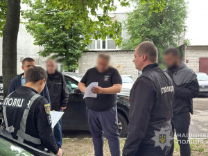 Мешканець Запоріжжя організував ухилянту виїзд за кордон під виглядом батька-одинака (фото)