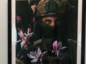 У Запоріжжі показали особливий погляд бойової бригади на війну - нова фотовиставка