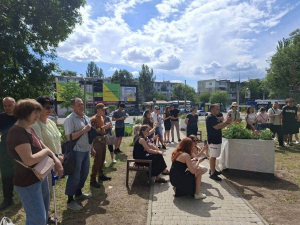 Біля Запорізького обласного центру молоді, фото з соцмереж