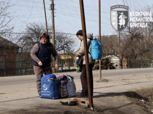 Собаки все ще чекають повернення господарів: як виглядає село Запорізького району у кіл-зоні (фото)