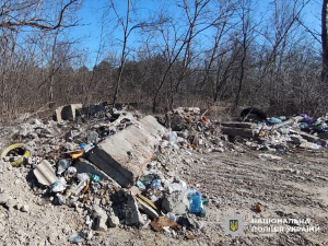 У Запоріжжі керівнику товариства повідомили про підозру через забруднення землі будівельними відходами