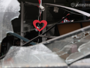 "Вибух був такої сили, що тіло досі тремтить": запоріжці згадують нічну ворожу атаку - відео