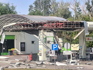 Наслідки російської атаки на АЗС у Запоріжжі
