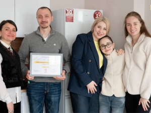 Артем Дубина, оборонець Маріуполя та боєць «Азову», отримав квартиру за програмою «Вдома»