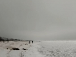 Азовське море вкрилося льодом - відео
