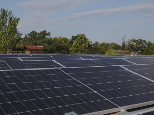  Більше енергії для лікарень і шкіл: у Запоріжжі подвоять потужність сонячних електростанцій