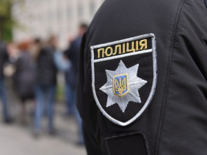 Лишила на кілька хвилин у дворі - в центрі Запоріжжя у дівчини викрали електровелосипед (фото)