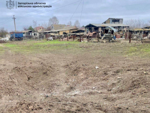 Зруйновані будинки, господарчі споруди та лінії електропередач: подробиці атаки по Запорізькому району