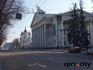 У запорізькому театрі покажуть нову детективну комедію - коли прем'єра