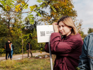 В центрі Запоріжжя з'явилась Алея спогадів - фото