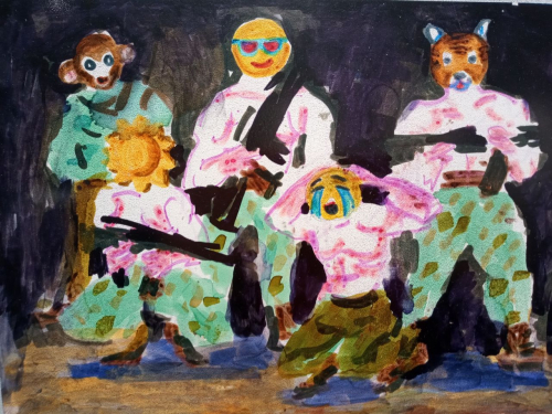 Як у соцмережах: у Запоріжжі відкрили виставку про не цивільне життя (фото)