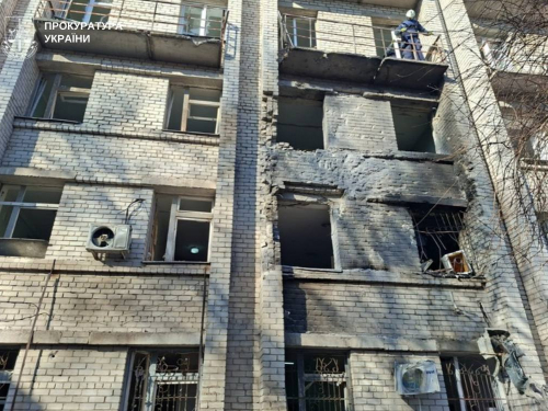 "Особливо вагітні злякались": що відбувається на місці удару по пологовому будинку в Запоріжжі (відео)