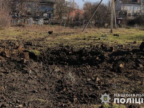 Рашисти обстріляли село у Запорізькому районі та пошкодили пам’ятник воїнам радянської армії
