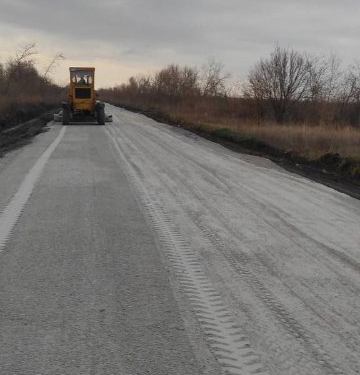 Важливу ділянку прифронтової запорізької траси відремонтували в рекордні строки - фото