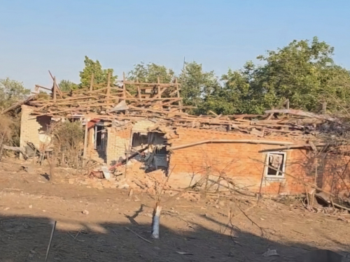 У селі Новоіванівка на Запоріжжі люди й досі залишаються під щоденними обстрілами