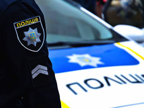 У Запоріжжі затримали двох чоловіків, які викрали, побили й пограбували 40-річного містянина.