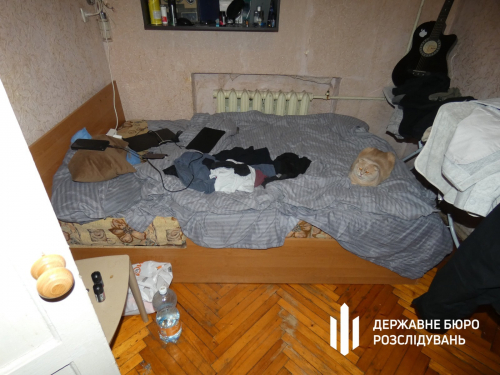 Загорнув у килим і придумав легенду - у Запоріжжі правоохоронець застрелив колегу і намагався інсценувати самогубство (фото)