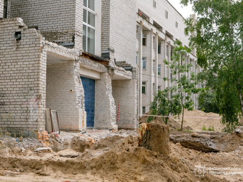 Кардіологічний корпус однієї з лікарень Запоріжжя поступово перетворюється на сучасний медичний простір. 