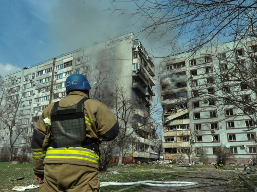 Внаслідок ракетної атаки по Запоріжжю у лікарні помер хлопець