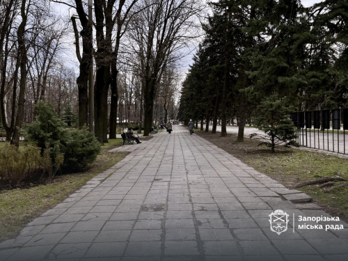 У Запоріжжі хочуть зробити зі скверу парк та перейменувати - які назви пропонують