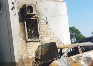 Дрон залетів у вікно: з'явилися подробиці вибуху в будівлі російської "поліції" на Запоріжжі - відео