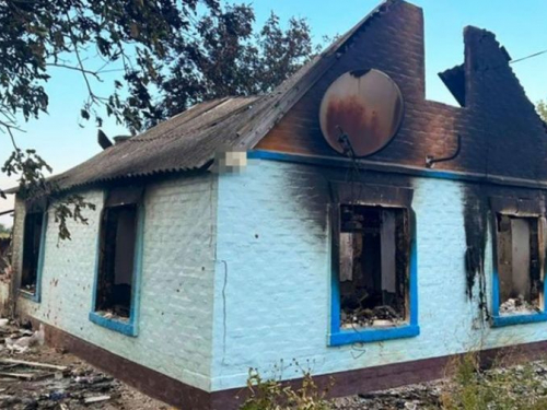 У Запорізькій області окупанти обстріляли будинки, магазин та дитсадок — є загиблі