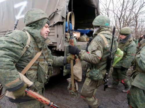 Окупанти нищать один одного: на Мелітопольщині російський військовий на машині влетів у вантажівку з пораненими 