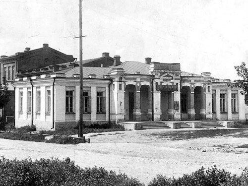 Осередок відродження - як Народний дім у Запоріжжі став символом української державності (фото)