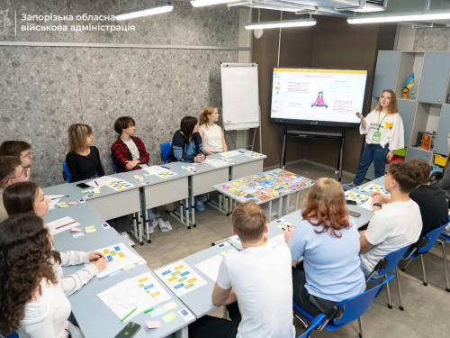 Перша у районі, п'ята в місті - в Запоріжжі учні повернулись за парти нової підземної школи (фото, відео)
