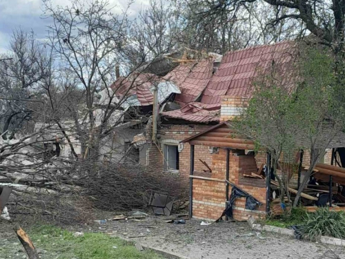 Безпілотники атакували Біленьке та Лежине: у Запорізькому районі поранені жінки (фото)