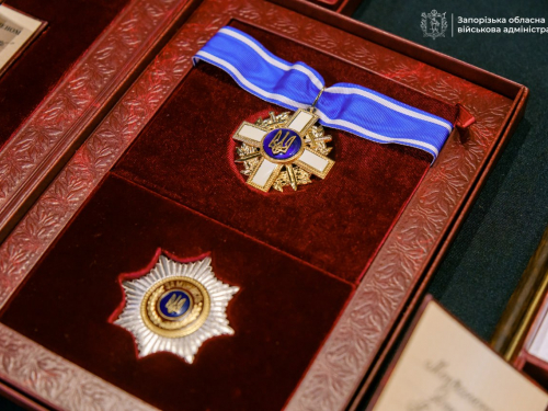 Родини полеглих Захисників із Запорізької області отримали державні відзнаки, фото:ЗОВА