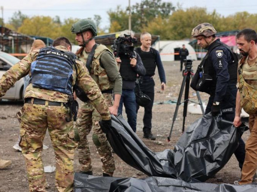 Під час ракетного обстрілу колони у Запоріжжі  загинув  поліцейський