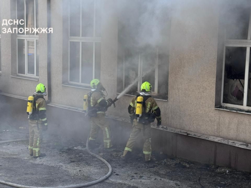 4 травня у Запоріжжі в двоповерховій будівлі спалахнуло електрообладнання, постраждав чоловік