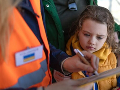 Запоріжці можуть безплатно евакуюватися на захід країни та за кордон - куди звертатися