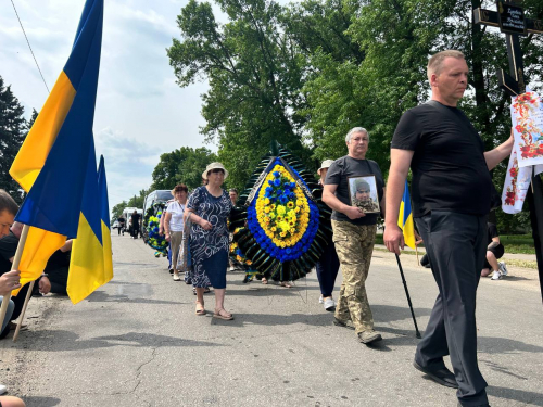 Виконував бойові завдання на Покровському напрямку - у Вільнянську попрощалися з молодим протитанкістом, який загинув на Донеччині (фото)