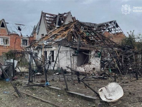 За добу російські війська завдали 1049 ударів по 60 населених пунктах. Дві людини загинули, ще 11 отримали поранення.