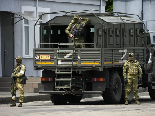 Окупанти перетворили школу в Розівці на військовий шпиталь