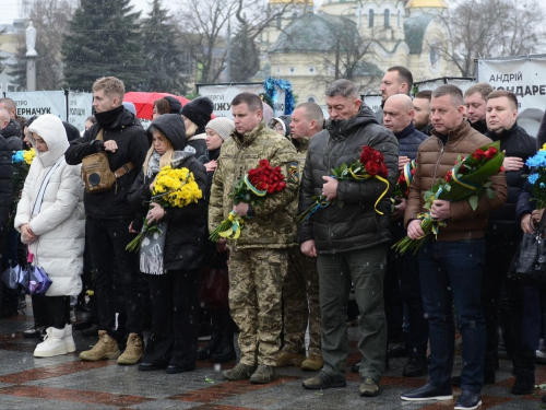 Поховали вдруге - на Рівненщині попрощалися із загиблим захисником з міста Пологи