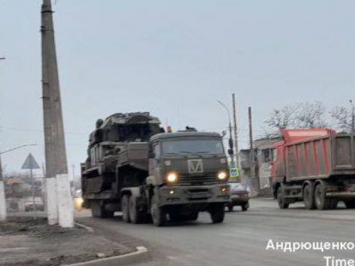 В напрямку Запорізької області суне велика колона російської техніки - фото