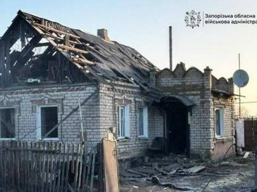 Росіяни вдарили дроном по маршрутці на Запоріжжі: є загиблий і поранені, фото: ЗОВА