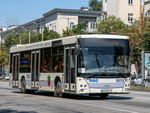 Злісний порушник - у Запоріжжі водій автобуса шахраював на маршруті 