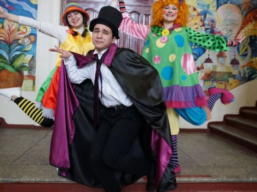 Запорожский театр кукол возобновит показы в одном из районов города