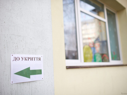Сховища не для всіх – у Запоріжжі укриття у школах будуть доступні тільки для учнів
