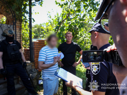Запоріжець облаштував хімічну лабораторію і виготовляв заборонені речі - відео, фото