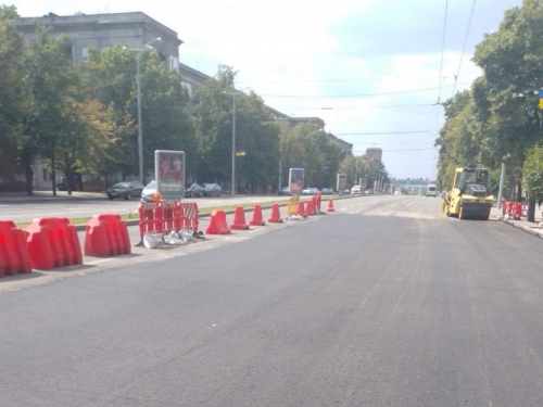 Таємнича знахідка вплинула на строки - у Запоріжжі два тижні ремонтували комунікації, які постраждали внаслідок обстрілу (фото)