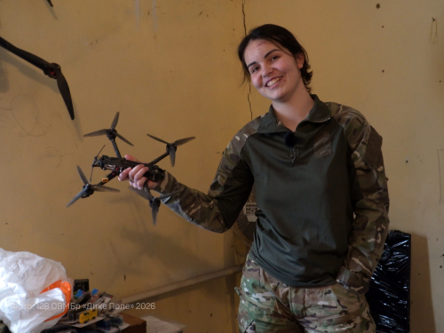 Мирослава - студентка з Харкова керує дронами на Запорізькому напрямку 